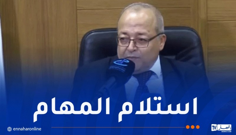 بوسليماني يتسلم مهامه على رأس وزارة الاتصال
