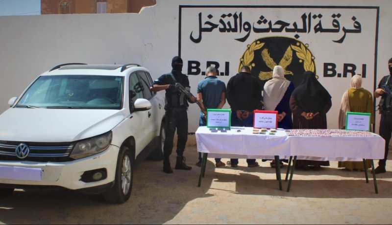 توقيف 5 أشخاص من بينهم 3 نساء وحجز 2328 قرص مهلوس بورقلة