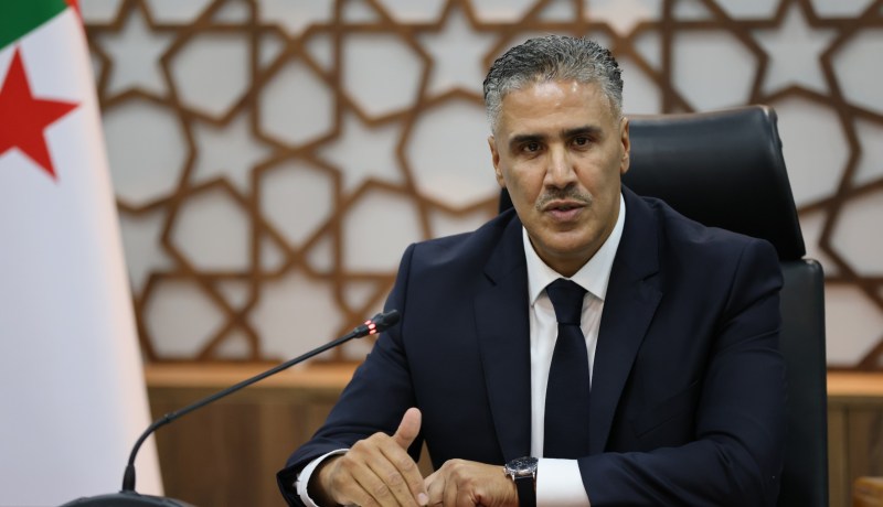 بلعريبي ينصب اللجنة متعددة القطاعات المكلفة بإعداد قانون يتعلق بالبناء والسكن في المناطق الغابية