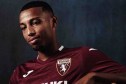بلغالي:”رفضت عرضًا قطريًا من أجل البقاء في أوروبا.. والمونديال أفضل لحظة في مسيرتي”