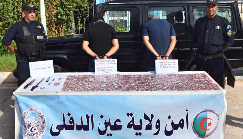 توقيف شقيقين يُروّجان المهلوسات وحجز 3 آلاف قرص بعين الدفلى