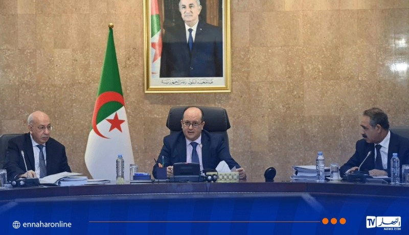 المشروع التمهيدي لقانون المالية لسنة 2027.. الوزير الأول يترأس اجتماعا للحكومة