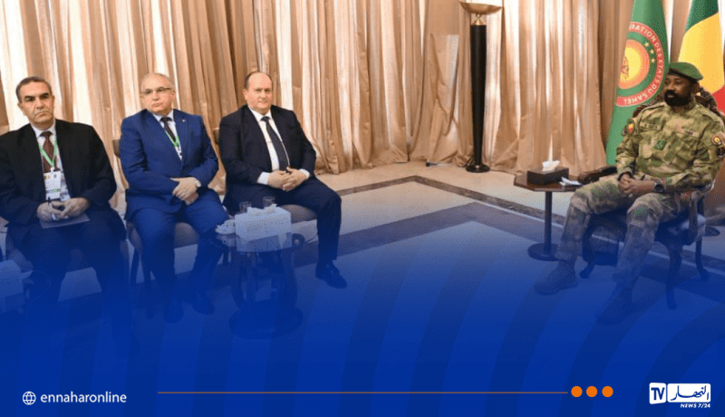 الوزير الأول يُستقبل من طرف الرئيس المالي أسيمي غويتا