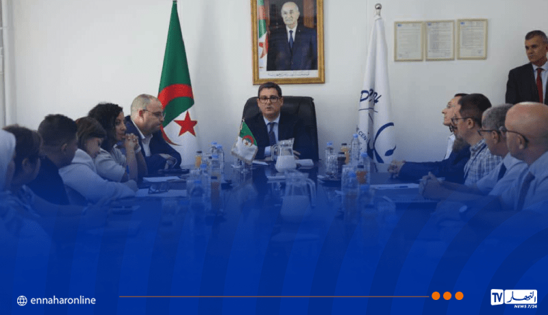 وزير الصحة يشرف على تنصيب المدير العام الجديد للصيدلية المركزية للمستشفيات