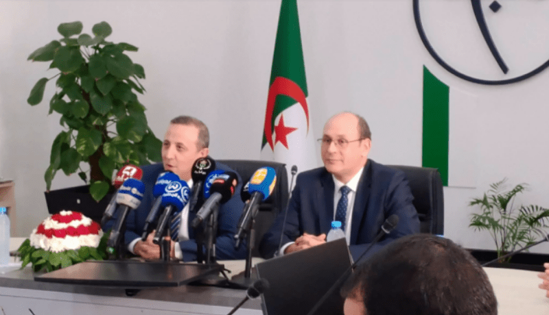 تنصيب بوراي محند محافظا جديدا لبنك الجزائر