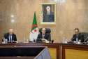 الوزير الأول يترأس اجتماعًا للحكومة لدراسة ملفات اقتصادية وأمنية