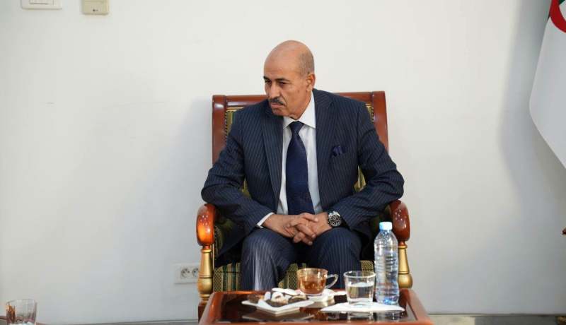وزير الصناعة يبحث رفع الإدماج المحلي مع ستيلانتيس الجزائر