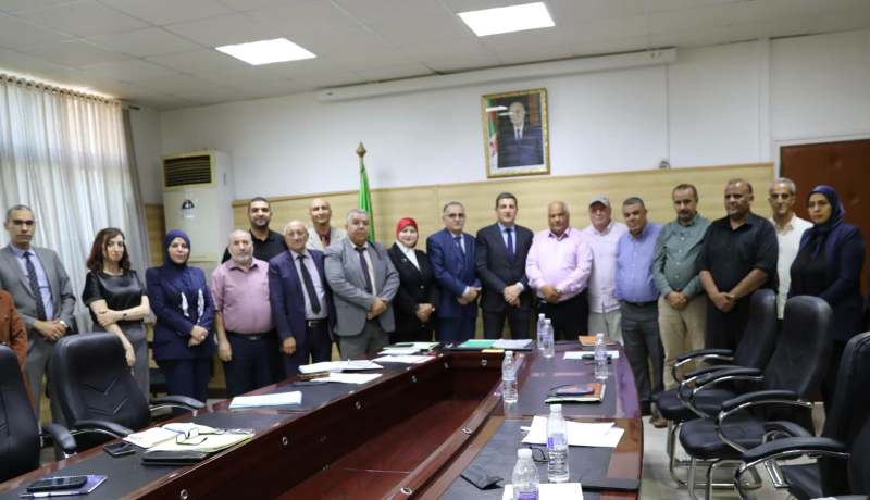 وزير الصحة يؤكد التكفل بانشغالات مستخدمي القطاع