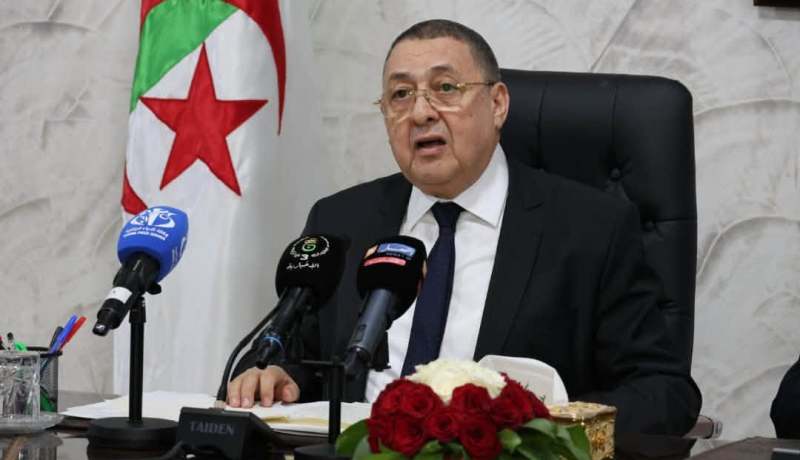 مراد يشرف على حفل تخرج الدفعة الـ54 للمدرسة الوطنية للإدارة