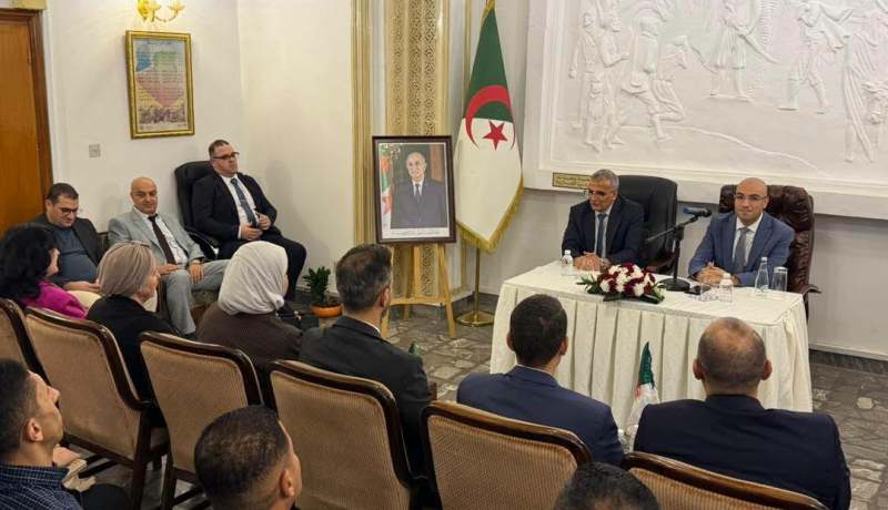 شايب من بغداد.. حماية الجزائريين بالخارج وتحديث الخدمات القنصلية أولوية