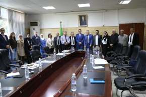 وزير الصحة يبحث مع نقابة الممرضين سبل تحسين ظروف العمل والتكفل بالمريض