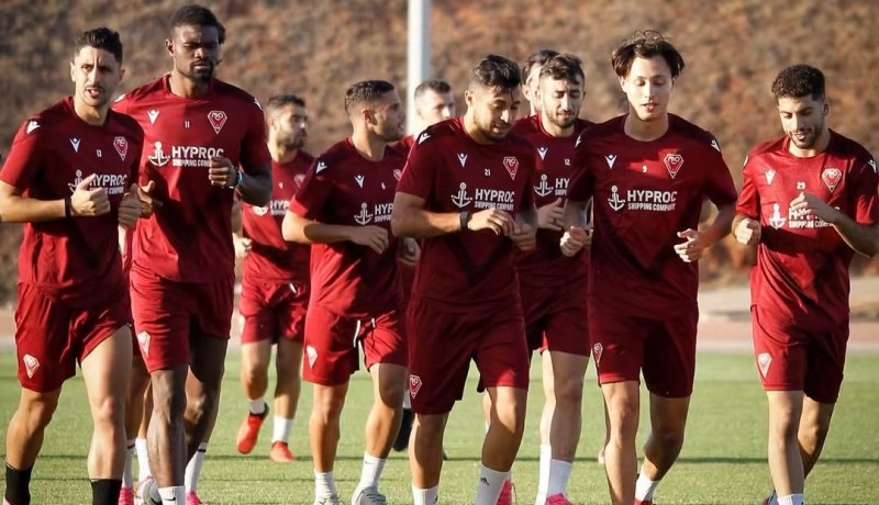 شريف الوزاني يختبر لاعبيه في مواجهة الشبيبة الرياضية لمدينة تلمسان