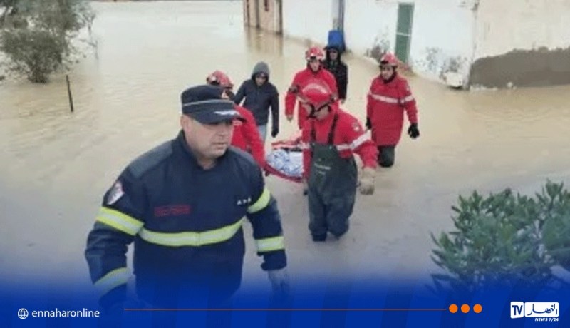 إنقاذ 11 شخصا حاصرتهم مياه وادي أبالسة وتواصل البحث عن مفقود بتمنراست
