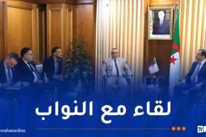 وزير المحروقات يبحث انشغالات ممثلي سوق أهراس وسطيف المتعلقة بمشاريع القطاع
