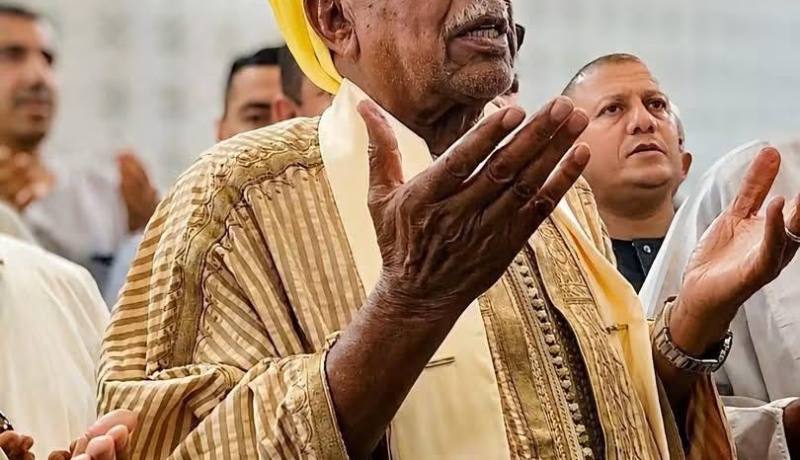 الخليفة العام للطريقة التجانية يعزي في وفاة رئيس ديوان رئاسة الجمهورية بوعلام بوعلام