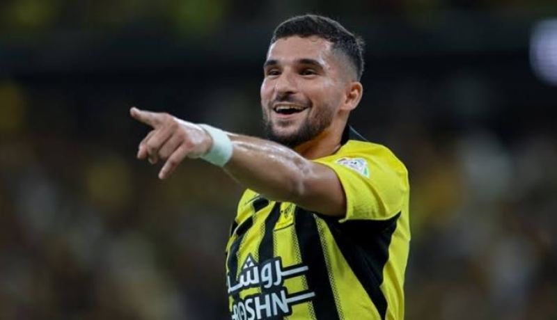 عوار يفتتح رصيده التهديفي في الدوري السعودي