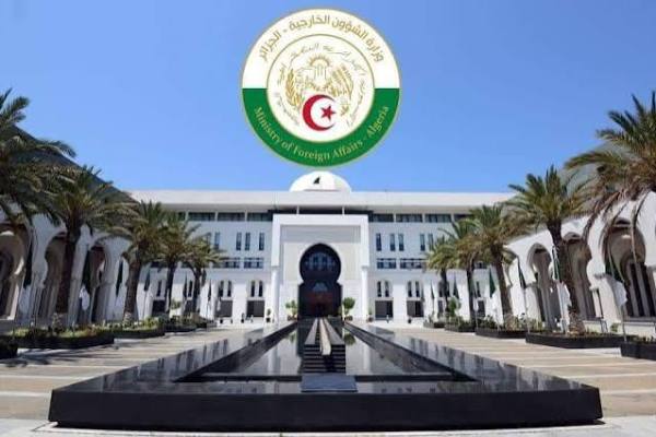 الجزائر تدين وبشدة الهجوم الإرهابي الذي استهدف كنيسة بمحافظة الكرك في الأردن