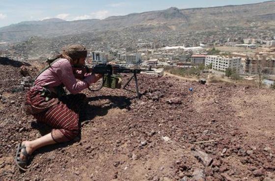 Guerre sans merci entre les rebelles houthis et les terroristes d’Al-Qaïda