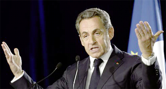 Nicolas Sarkozy prend l’UMP en attendant l’Elysée