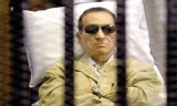 Moubarak condamné à 3 ans de prison pour corruption