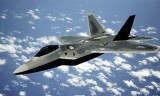 Washington déploie des chasseurs furtifs F-22 en Europe