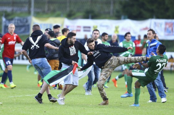 Des autrichiens chassent des joueurs israeliens de leur ville