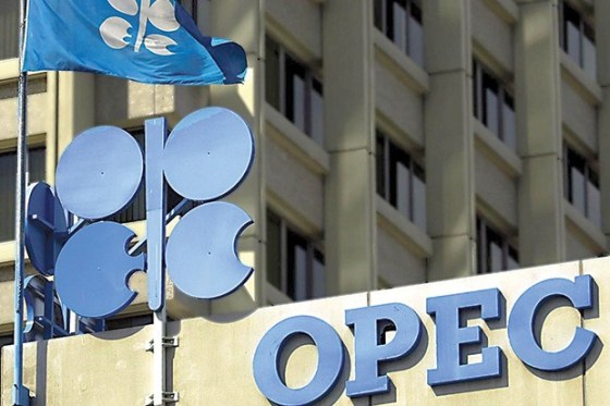 L’OPEP+ confirme la baisse de sa production