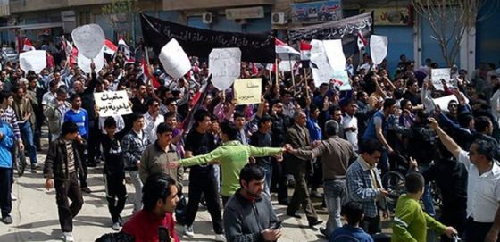 Syrie: quatre morts dans des manifestations à Minbej
