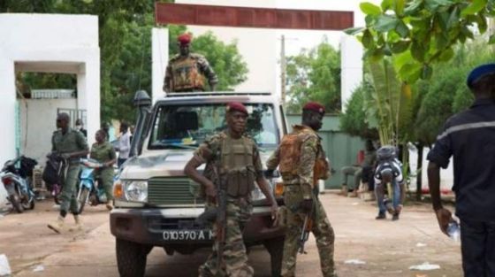 Attaques terroristes au Mali : L’Algérie condamne “énergiquement” 
