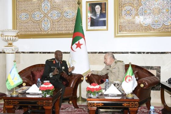 Coopération militaire: Chanegriha reçoit son homologue rwandais