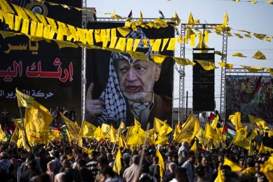 Suite à l’accord inter-palestinien d’Alger: Arafat célébré à Gaza et en Cisjordanie
